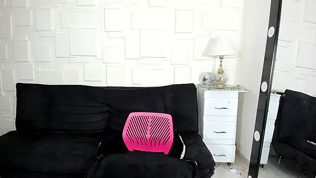 dollpamela online show from 01/05/25, 11:33