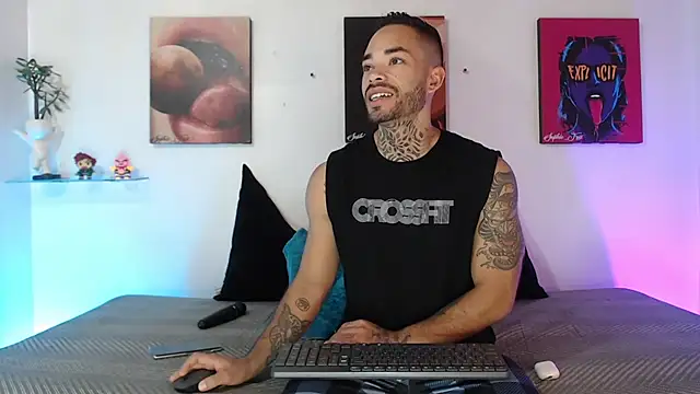 SophieFoxx17 online show from 01/17/26, 12:10