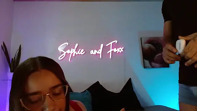 SophieFoxx17 online show from 05/12/26, 12:13