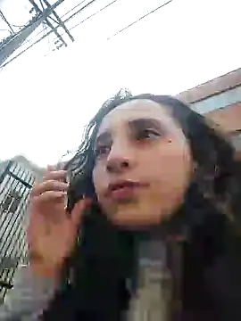 Snapshot of _Laary chatting on 12/20/24, 08:34  Laary online show from 12/20/24, 08:34