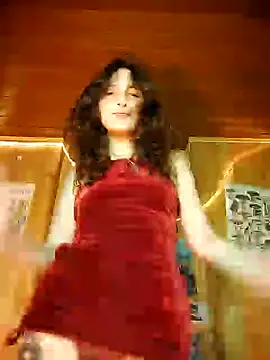 Snapshot of _Laary chatting on 12/23/24, 11:49  Laary online show from 12/23/24, 11:49