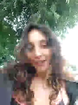 Snapshot of _Laary chatting on 01/16/25, 08:25  Laary online show from 01/16/25, 08:25