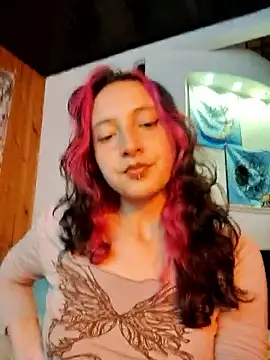 Snapshot of _Laary chatting on 09/23/25, 08:45  Laary online show from 09/23/25, 08:45