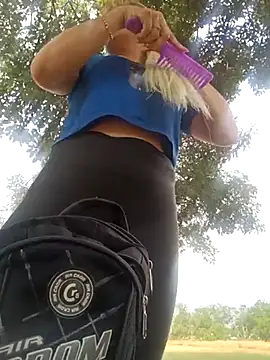 Nicolle Milf online show from 03/03/25, 08:54