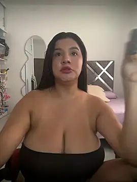 ValleryParker online show from 02/02/26, 03:44