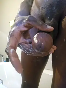 Snapshot of Mutukat chatting on 03/12/26, 04:29 Mutukat online show from 03/12/26, 04:29