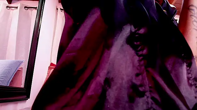 danna berlin  online show from 02/13/25, 01:29