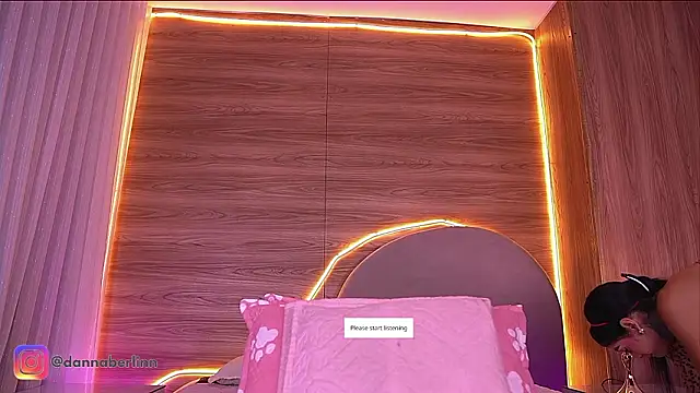 danna berlin  online show from 03/06/26, 08:27