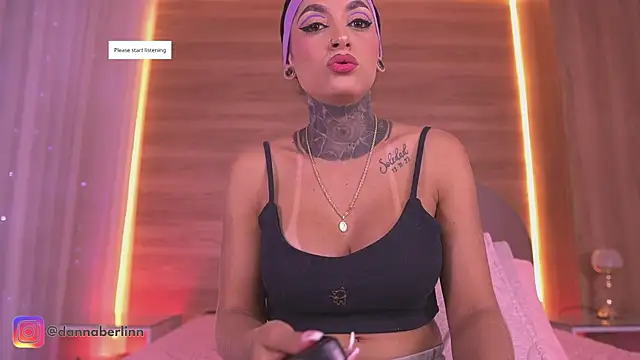 danna berlin  online show from 05/06/26, 07:19