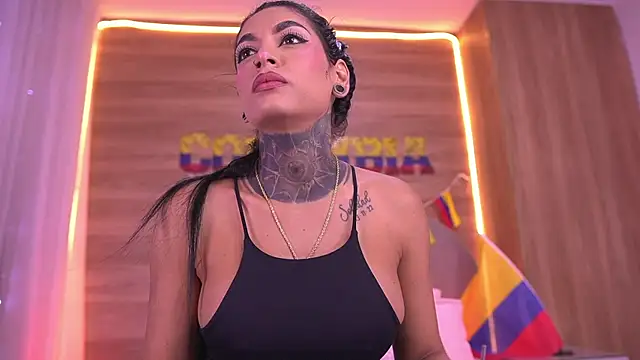 danna berlin  online show from 06/22/26, 07:55