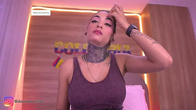 danna berlin  online show from 07/08/26, 07:18