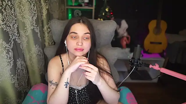 Snapshot of delicatedBailey chatting on 05/10/26, 02:00 delicatedBailey online show from 05/10/26, 02:00