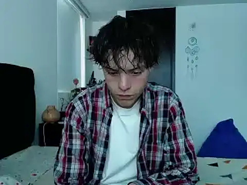 Santiago kiler online show from 12/20/24, 08:12