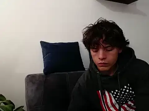 Santiago kiler online show from 12/29/24, 05:33