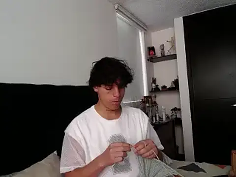 Santiago kiler online show from 01/17/25, 04:26