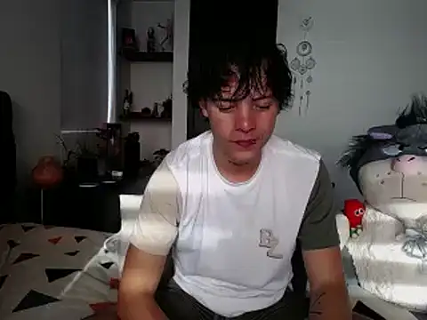 Santiago kiler online show from 01/22/25, 12:38