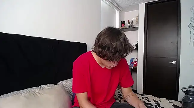 Santiago kiler online show from 03/01/25, 04:33