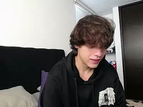 Santiago kiler online show from 03/08/25, 01:25