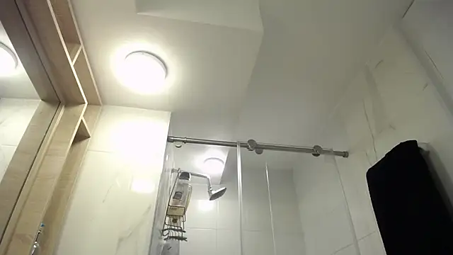 Santiago kiler online show from 09/16/25, 11:11