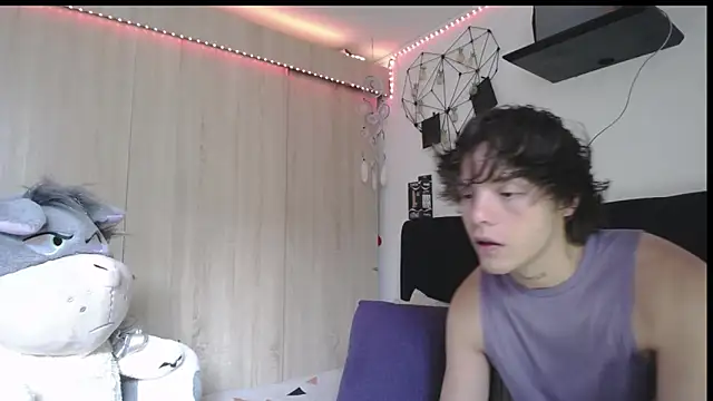 Santiago kiler online show from 04/09/26, 04:01