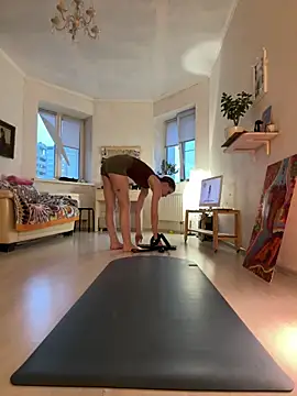 LeyaJohnson online show from 04/02/26, 03:31