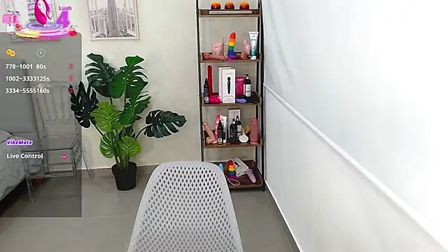 Sassy--Girl online show from 03/13/25, 06:12