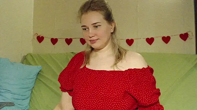 mmmPinUpGirl online show from 04/25/26, 11:13