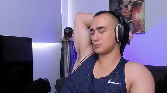 Snapshot of AlexRivera6 chatting on 12/17/24, 07:59 AlexRivera6 online show from 12/17/24, 07:59