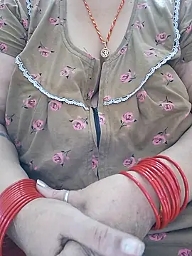 Snapshot of Kavya_XX chatting on 09/25/25, 04:43 Kavya XX online show from 09/25/25, 04:43