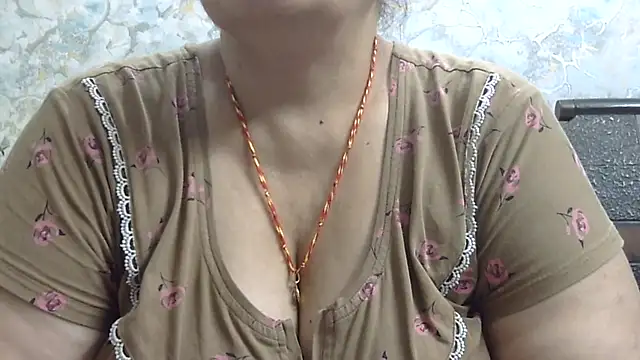 Snapshot of Kavya_XX chatting on 09/30/25, 07:52 Kavya XX online show from 09/30/25, 07:52