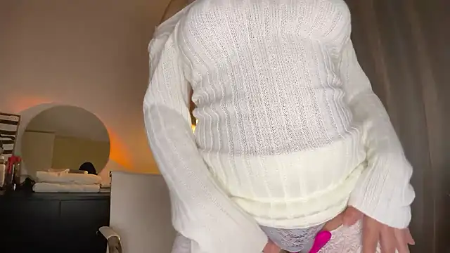 xSelena online show from 01/11/25, 05:31