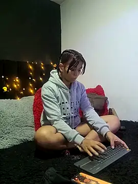 Snapshot of Sofynix chatting on 03/21/25, 03:44 Sofynix online show from 03/21/25, 03:44