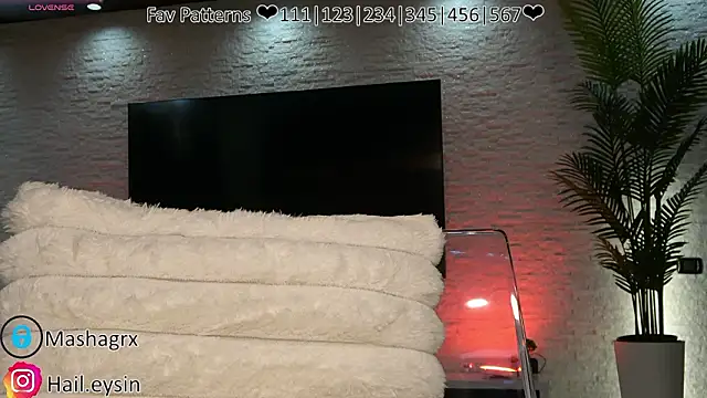 Mashagrx0 online show from 03/16/26, 09:08