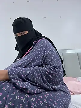 Submissive Arab online show from 12/01/24, 06:52