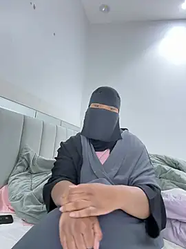 Submissive Arab online show from 12/15/24, 03:53