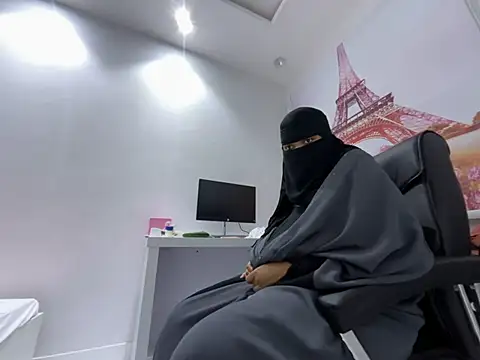 Submissive Arab online show from 02/15/25, 11:50