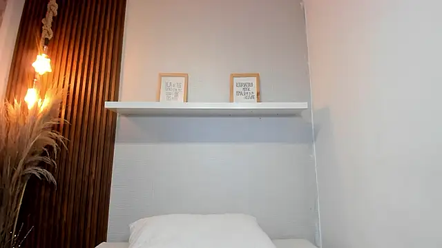 LANA-JONNES online show from 03/13/26, 12:50