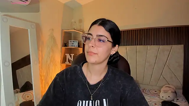  Niah  online show from 01/13/26, 08:47