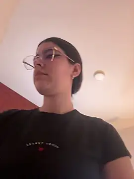  Niah  online show from 03/05/26, 08:27