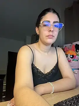  Niah  online show from 04/13/26, 02:06