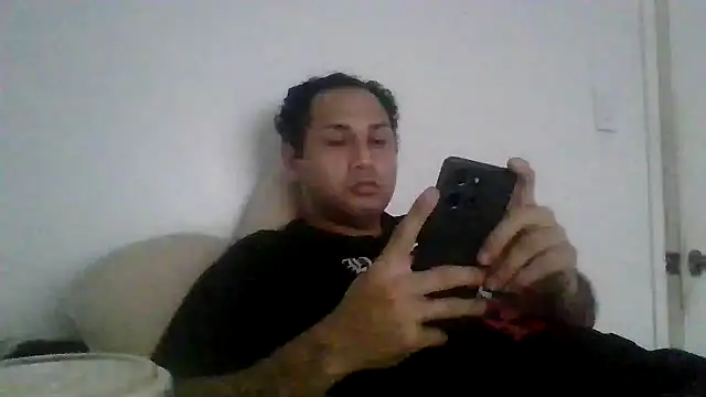 XjjripppX online show from 09/20/25, 08:43