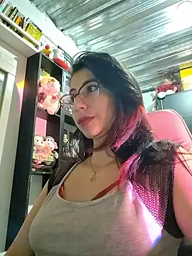 kateeen18 online show from 01/12/26, 03:56