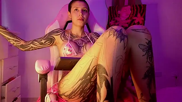 goddess vee  online show from 04/15/26, 08:53