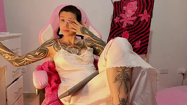 goddess vee  online show from 04/17/26, 03:09