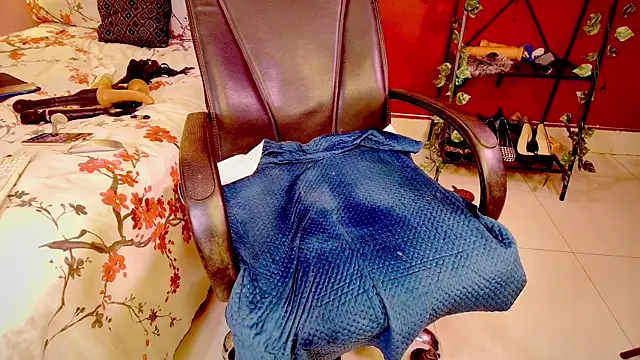 Naughty nightz online show from 02/21/25, 10:04