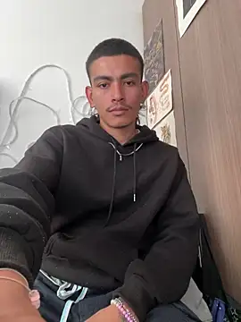 sorry-mom69 online show from 12/19/25, 06:37