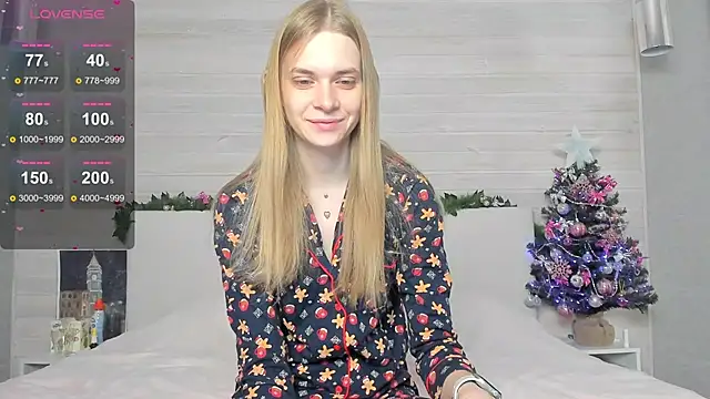 molly hunt  online show from 12/25/24, 04:01