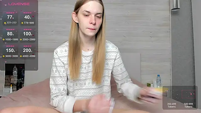 molly hunt  online show from 01/30/25, 03:33