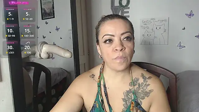 LIila28six online show from 02/12/25, 10:46