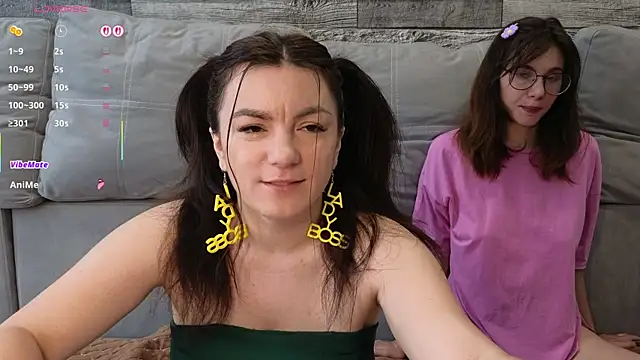 Snapshot of Vika_loves_you chatting on 06/11/26, 02:33 Vika loves you online show from 06/11/26, 02:33